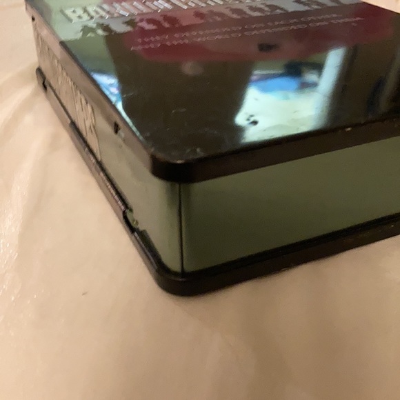 Band of Brothers DVD 6 disc collection in a tin box - Picture 2 of 16